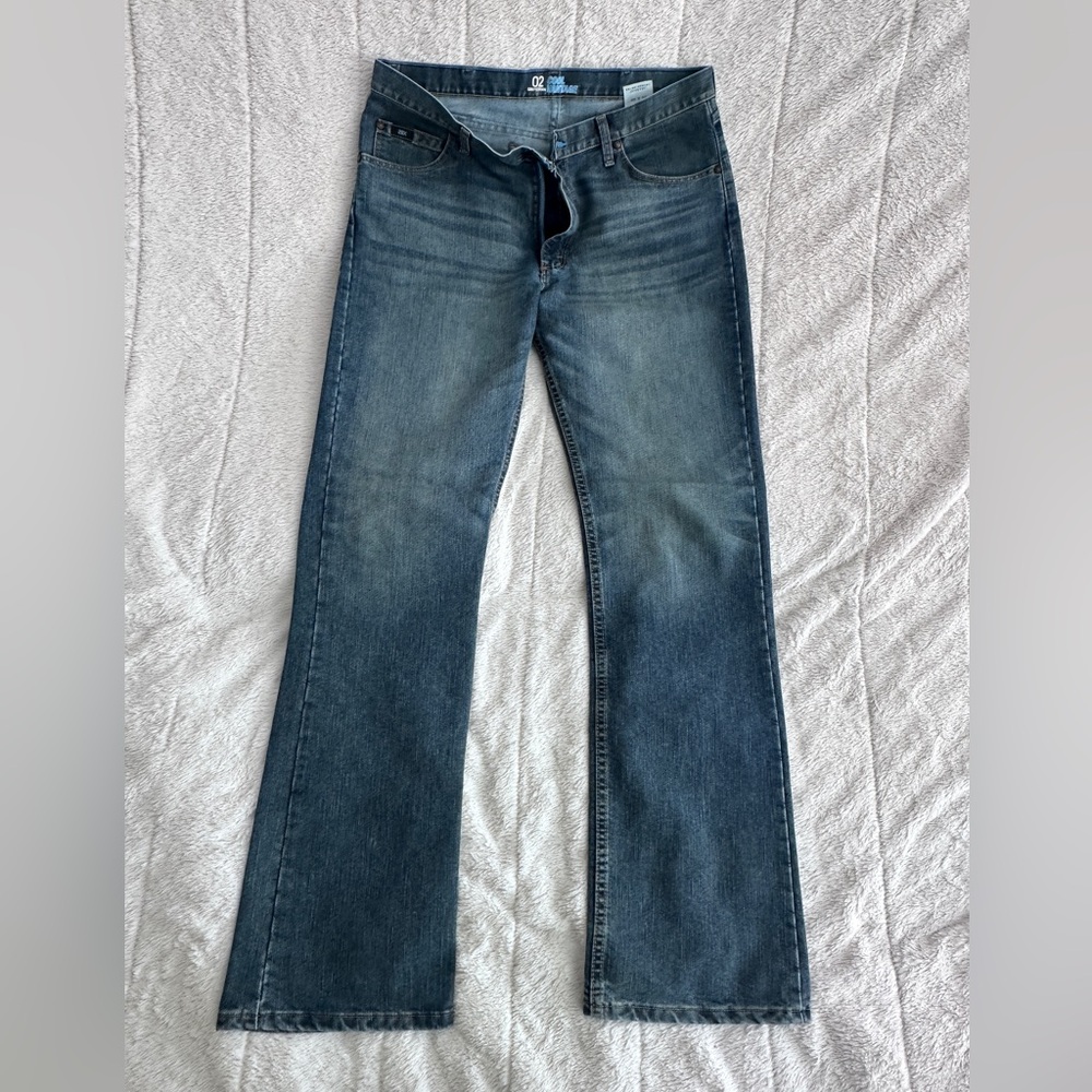 Wrangler Men’s O2 Cool Vantage Bootcut Jeans 35x36